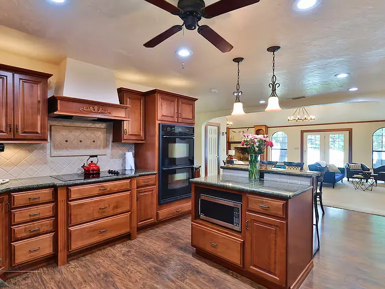 3550 Private Road 2631 — Photo 18