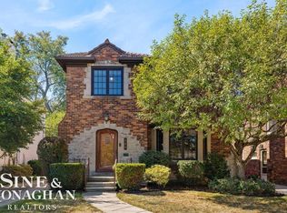 309 McMillan Rd, Grosse Pointe Farms, MI 48236