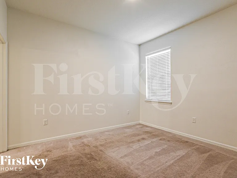 1272 Spokane Point — Photo 14