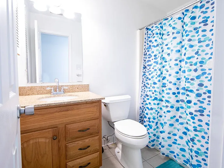 736 W Ocean View Ave #D — Photo 17