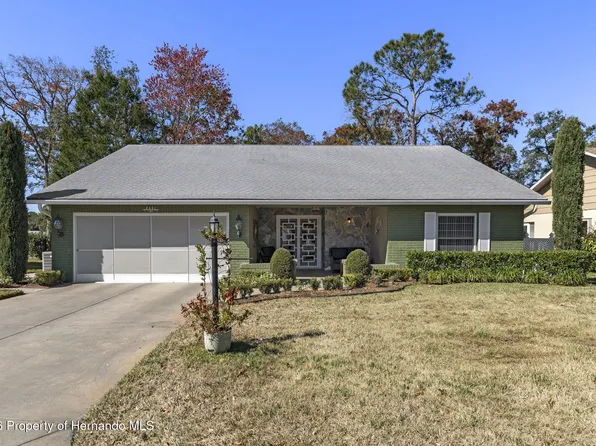 2401 Birdie Ln, Spring Hill, FL 34606