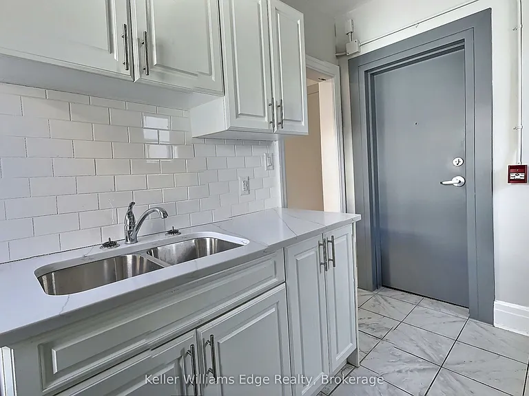 8 Tisdale St S #7 — Photo 6