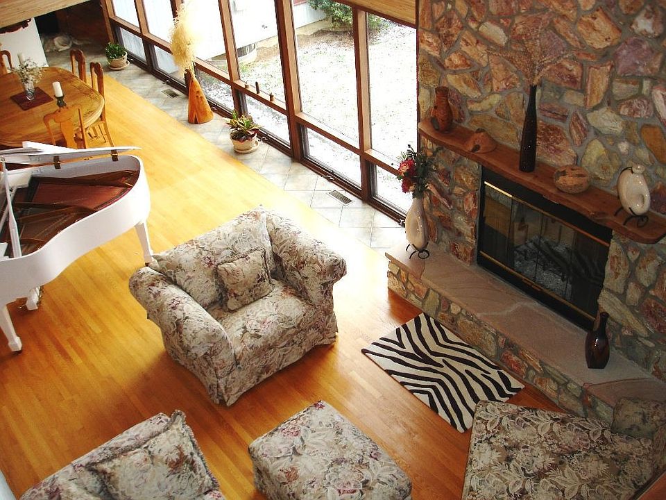 Vaulted Living Room