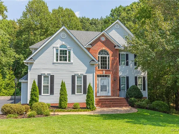 1307 Walton Creek Dr, Midlothian, VA 23114