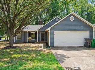 11616 Bowsby Ct, Charlotte, NC 28215