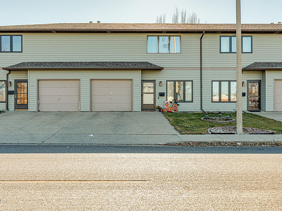 1019 E Bowen Ave Bismarck ND Zillow