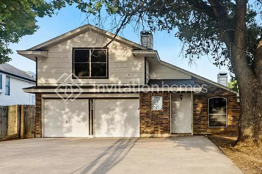6808 Running Creek Dr
