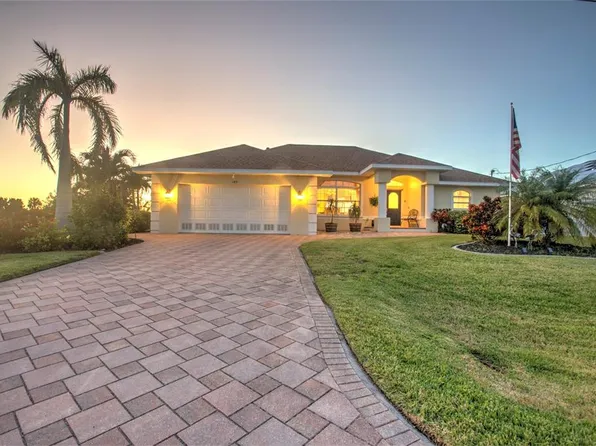 189 Tournament Rd, Rotonda West, FL 33947