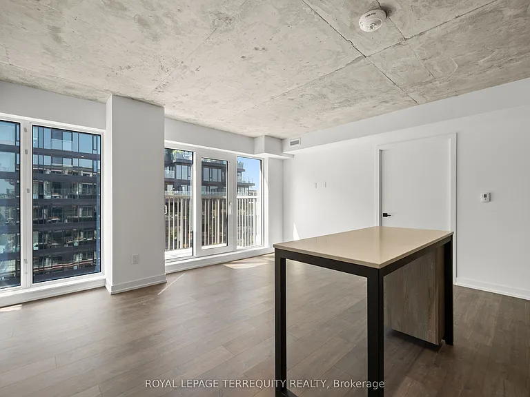 2 Augusta Ave #1303 — Photo 7
