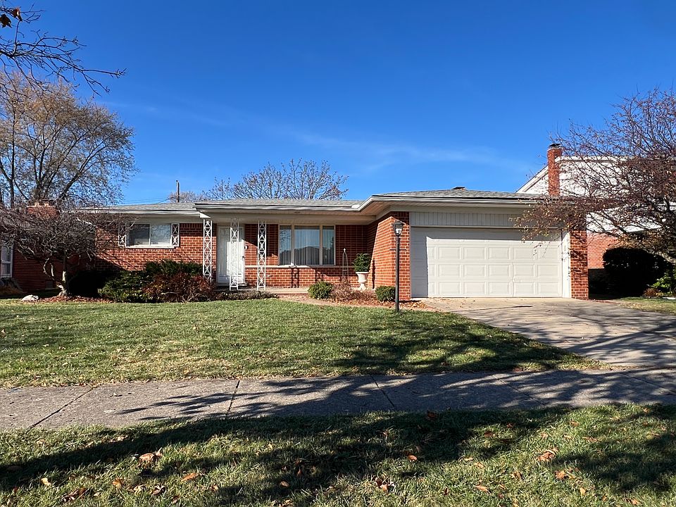 1st image of 30541 McGrath Dr