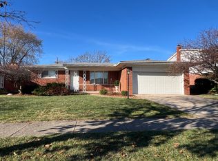 30541 McGrath Dr, Warren, MI