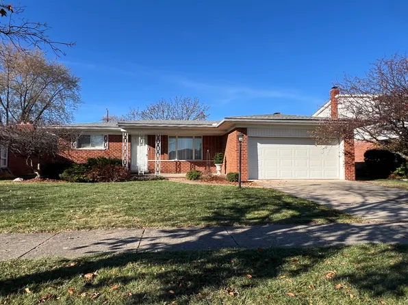 30541 McGrath Dr, Warren, MI 48093