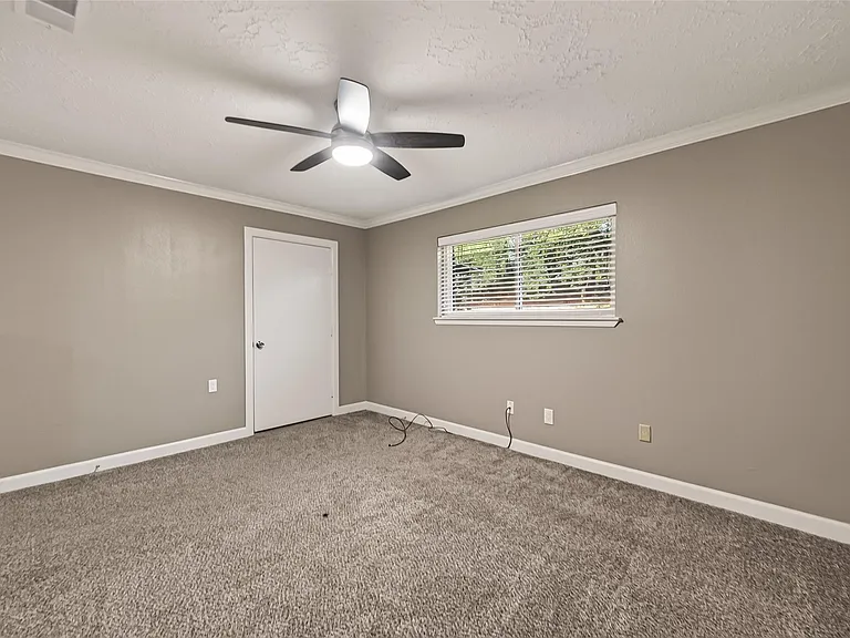 7338 Cornwall Bridge Ln — Photo 30