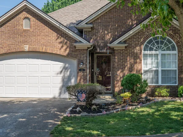 141 White Oak Trce, Lexington, KY 40511