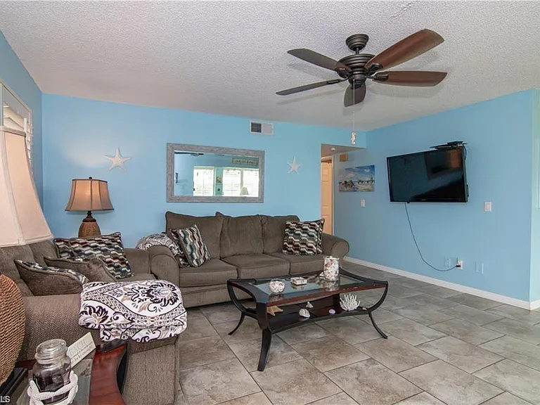 1400 Pompei Ln #S-21 — Photo 9