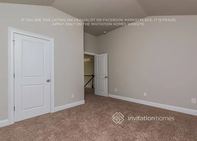 318 Corine Ct — Photo 8