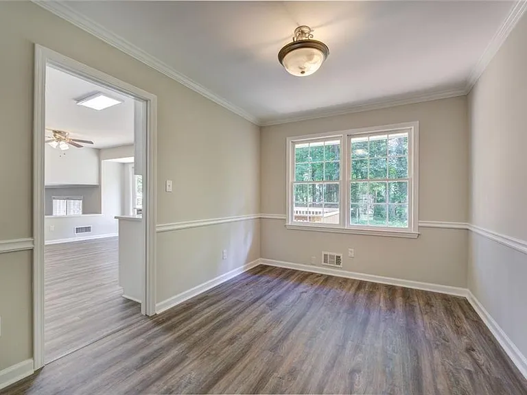 4566 Mountain Creek Dr NE — Photo 9
