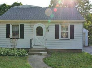 25 Fenton Rd, Rochester, NY 14624