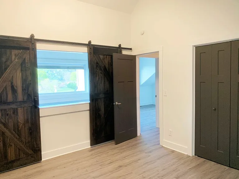 652 Oak Grove Rd #15 — Photo 8