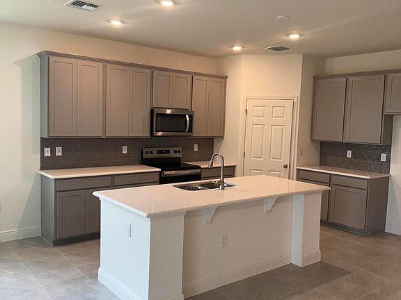 3rd image of 4406 Kelsey Ln