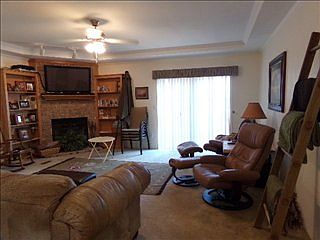 4th image of 129 Old Ln
