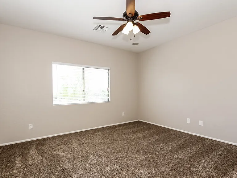 13875 W Mauna Loa Ln — Photo 7