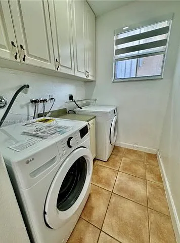 3 bed, 2.0 bath, 2039 sqft, $3,800 — Photo 4
