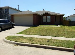 8716 Saddle Ridge Cir, Fort Worth, TX 76123