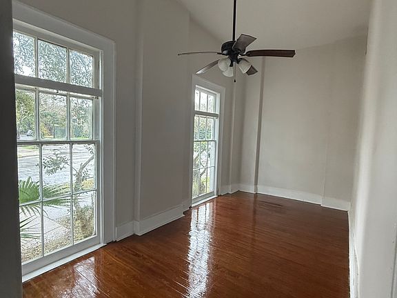 3rd image of 1202 Marengo St #A
