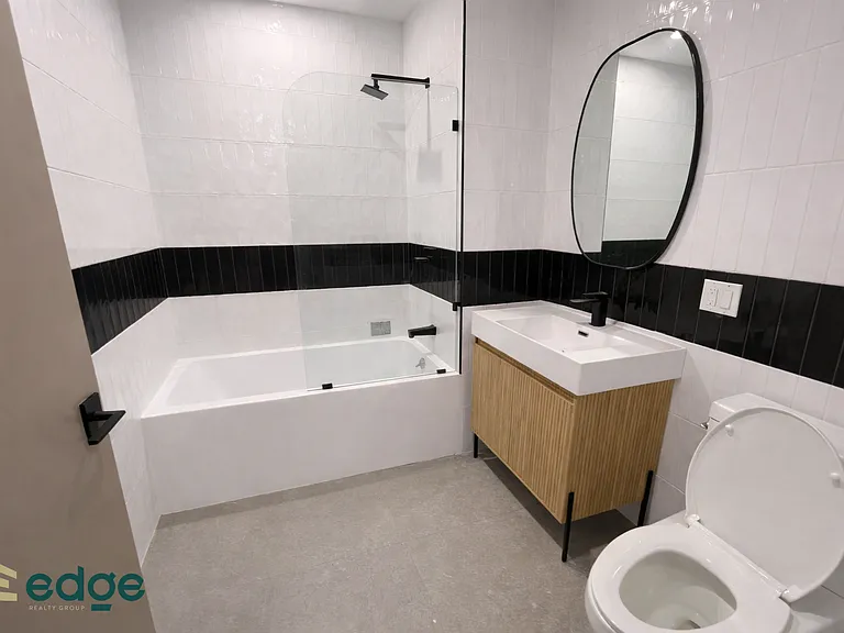 419 E 135th St #1G — Photo 8