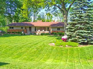 20995 Westfarm Ln, Northville, MI 48167