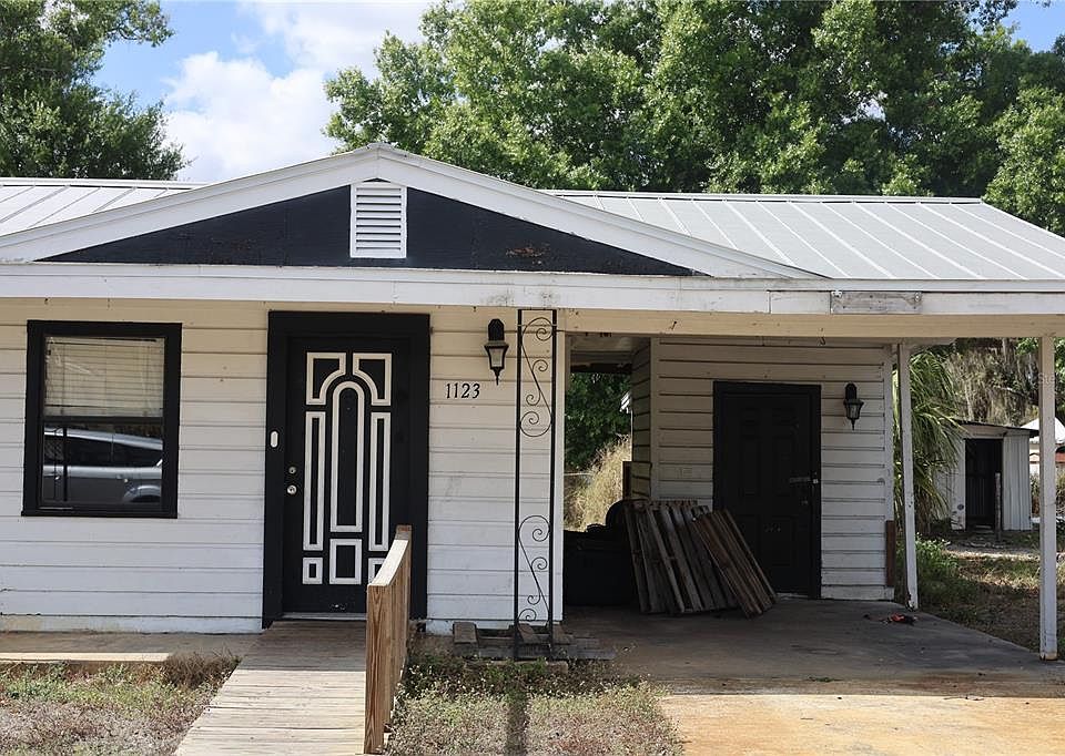 1st image of 1123 SE 3rd Ave