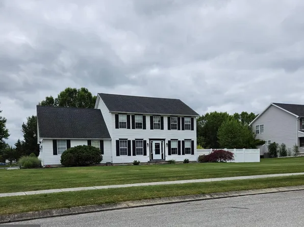 120 Derby Dr, Hanover, PA 17331