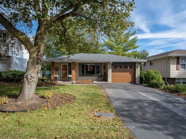 159 Singleton Dr, Belleville, ON K8N 5H4