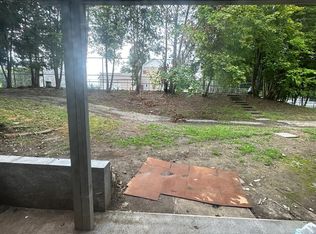 240 Schutt Rd, Middletown, NY 10940