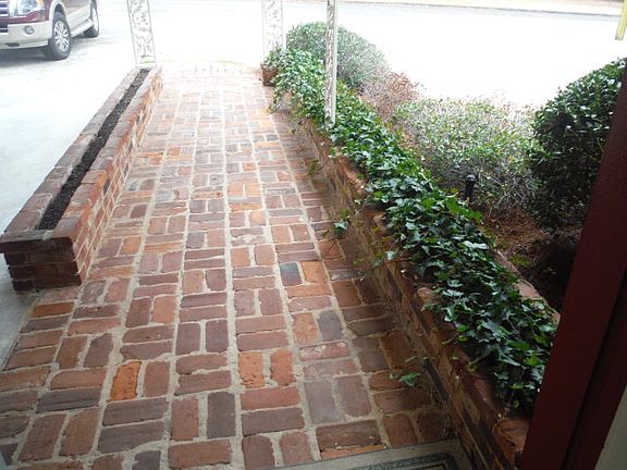 3rd image of 808 Alta Vista Ave