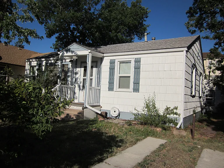 5553 S Prince St — Photo 3