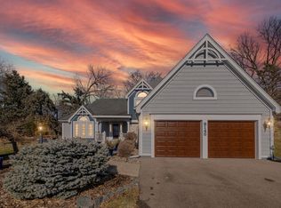 9145 Fox Run Cir, Eden Prairie, MN 55347