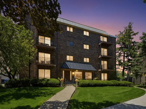 2218 N Newland Ave APT 401, Chicago, IL 60707
