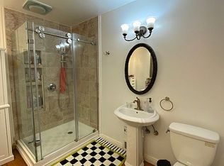 807 Oak Brook Ridge Dr, Rochester Hills, MI 48307