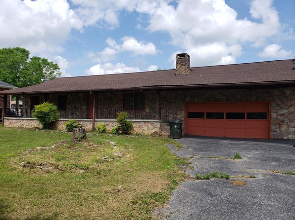 1708 Cannon Dr, Fort Oglethorpe, GA 30742