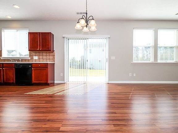 4th image of 3905 Kesler Ct