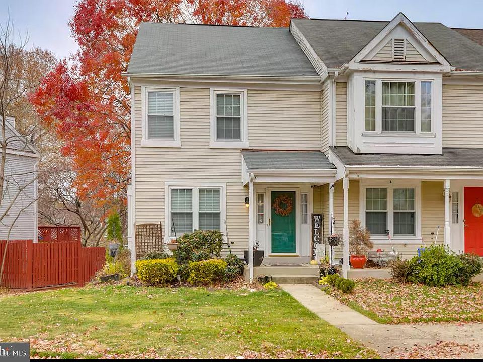 1st image of 18745 Martins Landing Dr