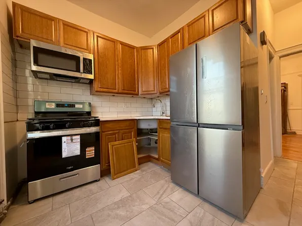 128 Milton Street image 7 of 10