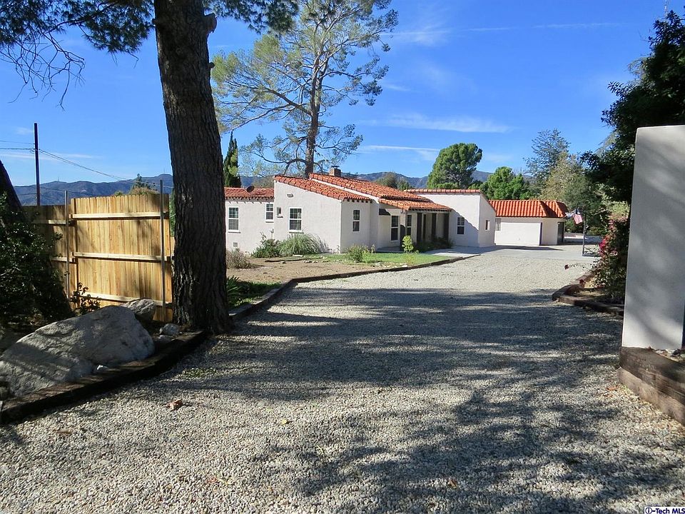 1st image of 2356 El Moreno St