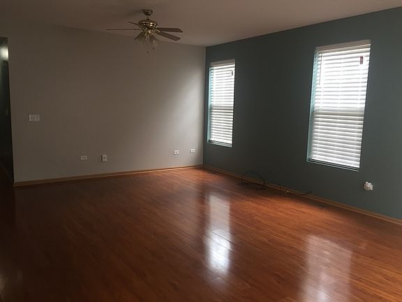 2nd image of 611 Waterview Ct #611