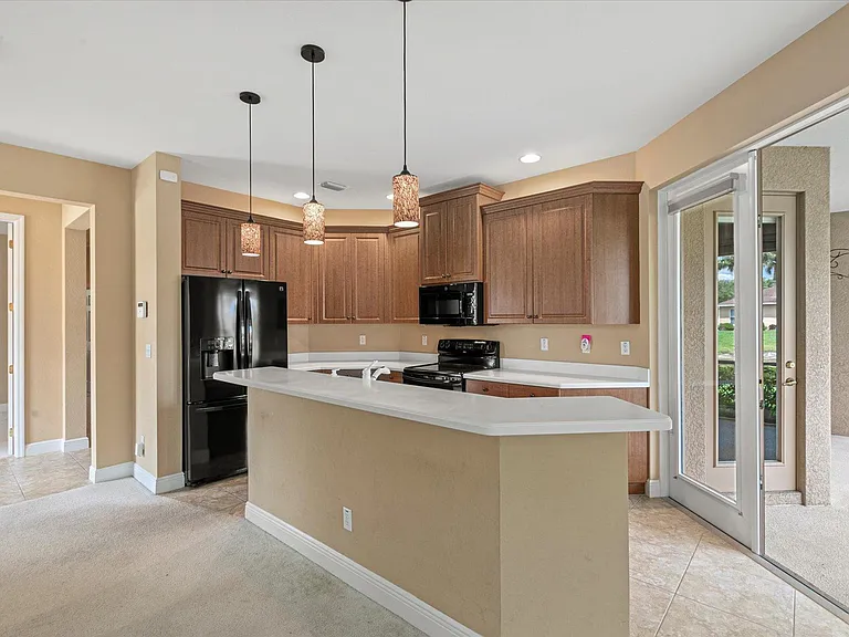 4331 Turnberry Cir — Photo 7