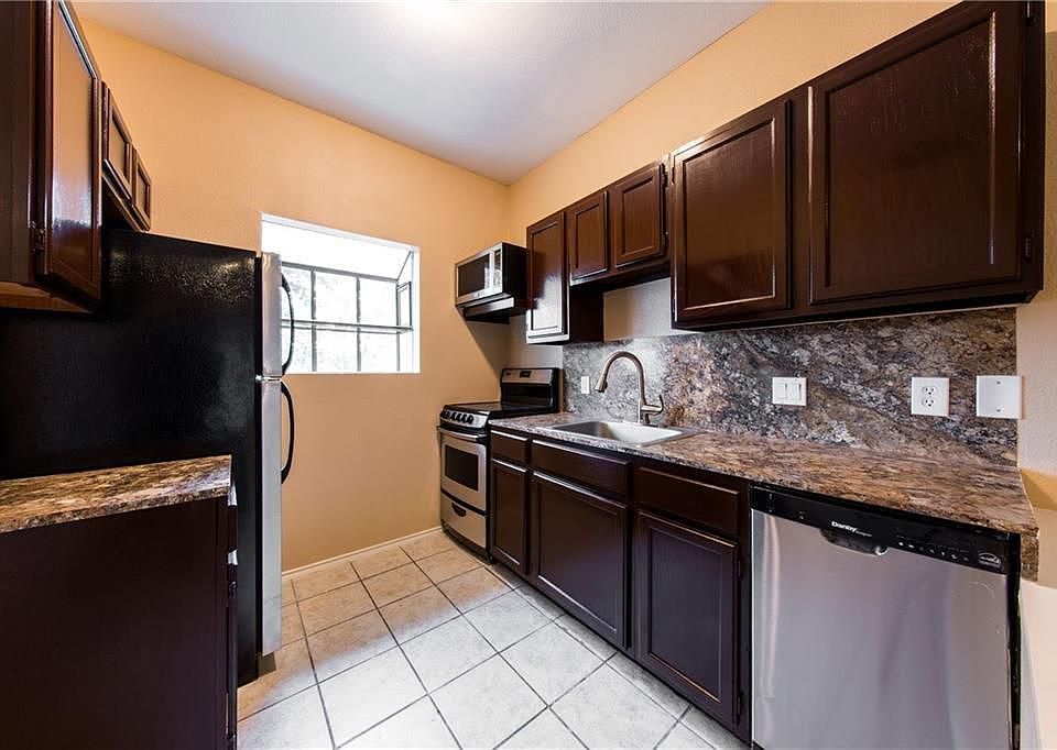 1st image of 3206 King St APT 208