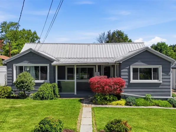 302 3rd St, Oakdale, PA 15071