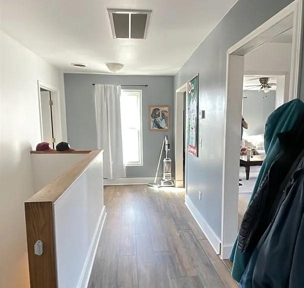 1464 Forest Ave — Photo 6